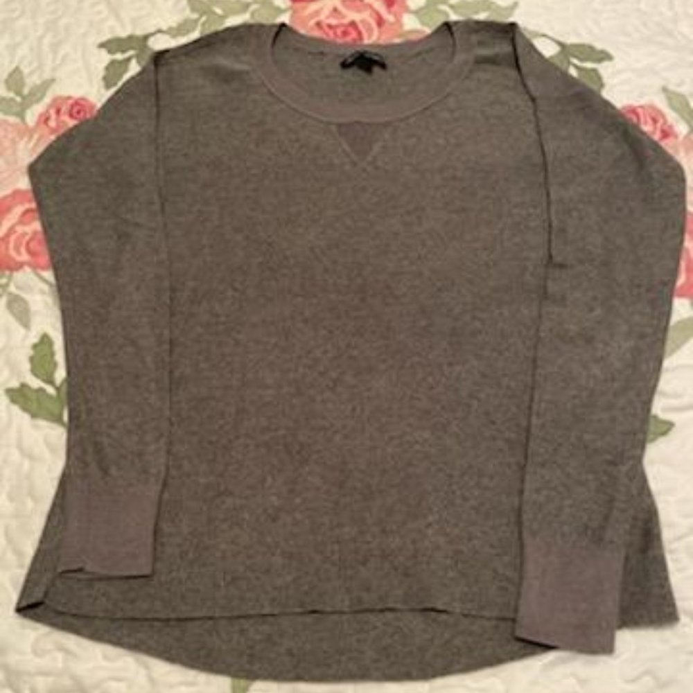 American Eagle Pullover Sweater